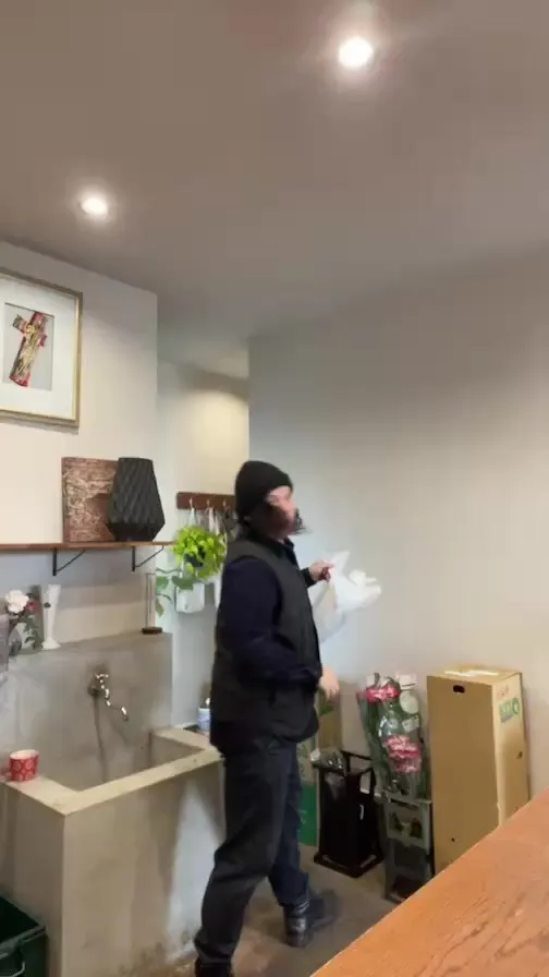 なう(2025/12/08 10:46:28)